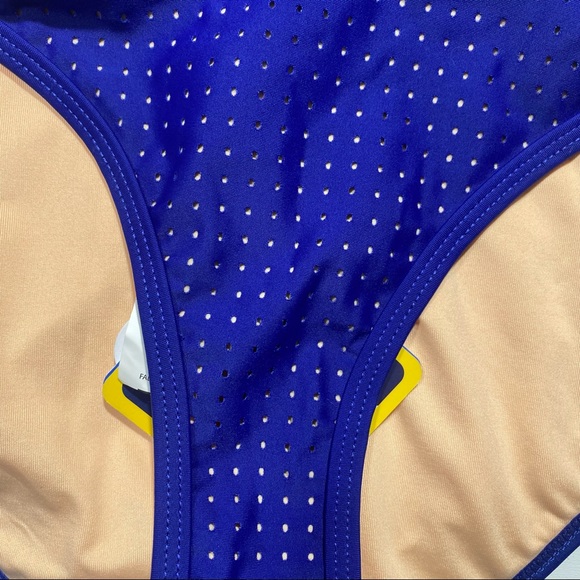 Fabletics Bajan & Valentina Lot Of Two Bikinis Woman’s Bottoms NWT Size M - Picture 8 of 16